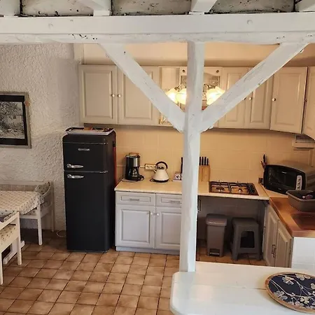 Σπίτι διακοπών Petite Maison Papillon, Pool, Hot Tub,relax